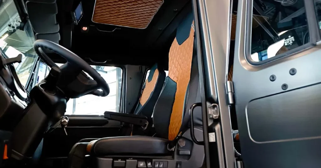 Mercedes Luxury Truck