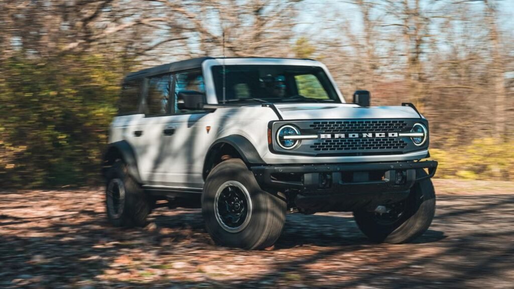 ford bronco 1
