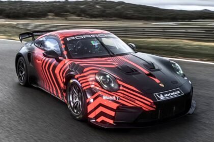porsche 911 gt4 r