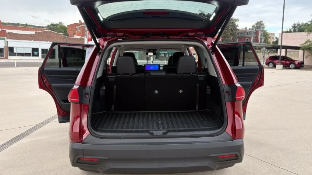 Grand Highlander cargo Grand Highlander cargo